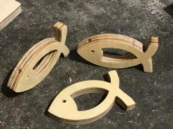 3 ICHTYS-Anhänger für 2,5mm-Lederband. 3 ICHTYS-Anhänger für 2,5mm-Lederband.