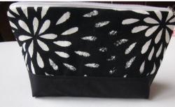 neue Kosmetiktasche/ Krimskramstasche neue Kosmetiktasche/ Krimskramstasche