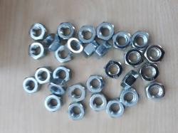 30 Stück M8 Muttern Silber 30 Stück M8 Muttern Silber