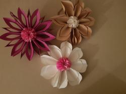 3 große Blüten 3 große Blüten